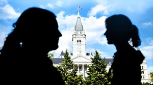 parlement_canadien_silhouette
