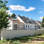 quartier_residentiel_avec_murs_antibruit